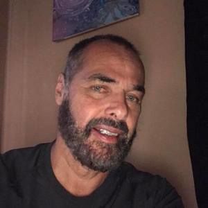 Meet your Posher, Julio